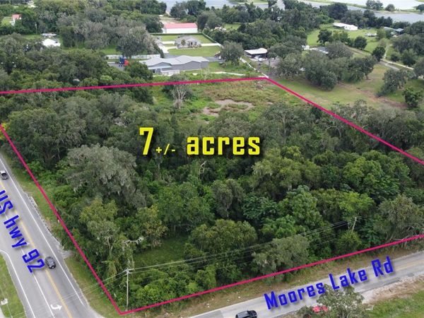 4711 MOORES LAKE ROAD , DOVER, FL 33527