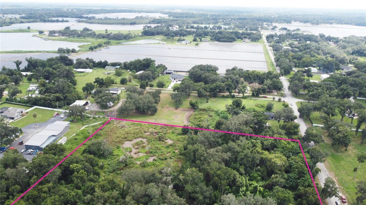 4711 Moores Lake Road , Dover, FL 33527 Photo