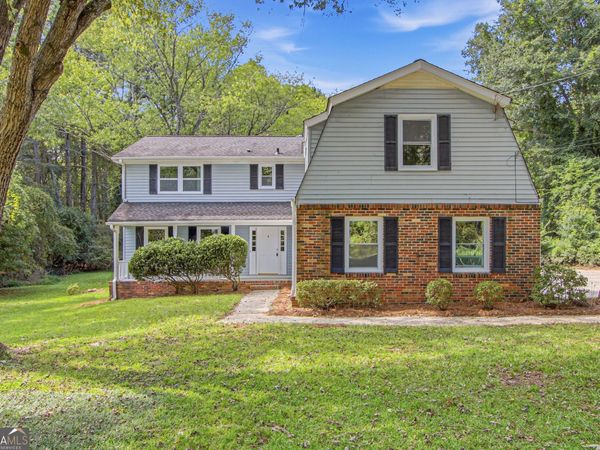 2215 Angela Drive SW, Lilburn, GA 30047