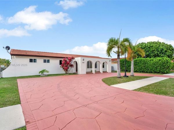 2610 SW 108th Ave , Miami, FL 33165