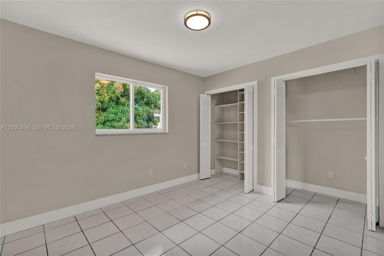 2610 SW 108th Ave , Miami, FL 33165 Photo