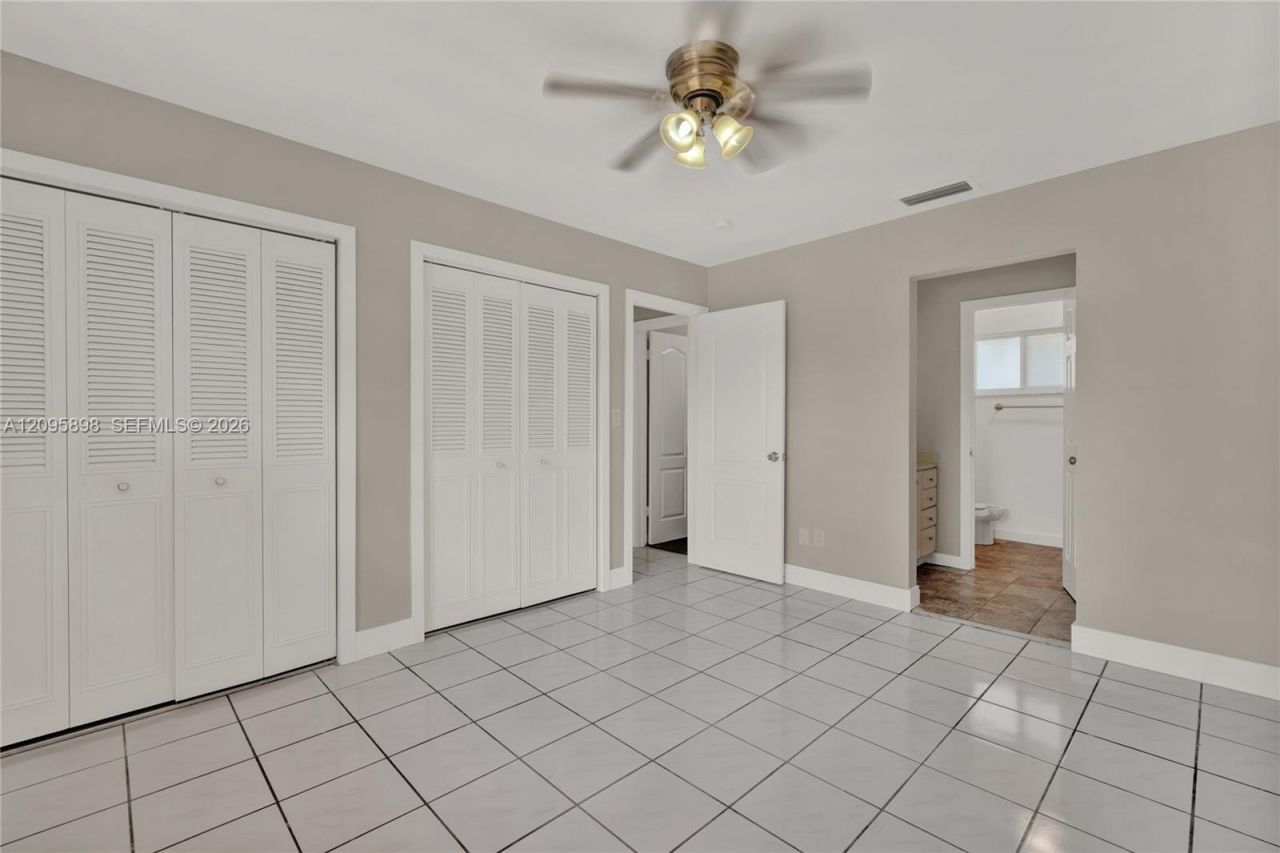 2610 SW 108th Ave , Miami, FL 33165 Photo