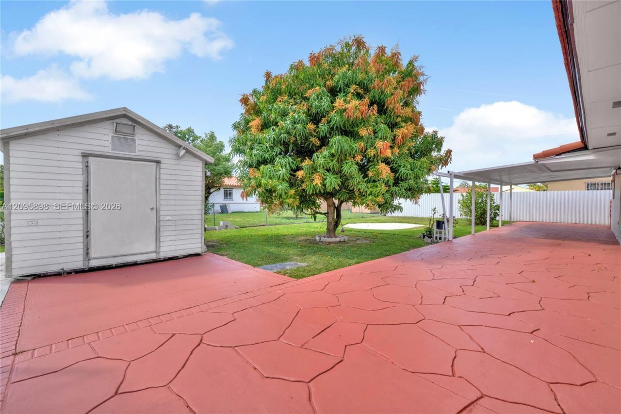 2610 SW 108th Ave , Miami, FL 33165 Photo
