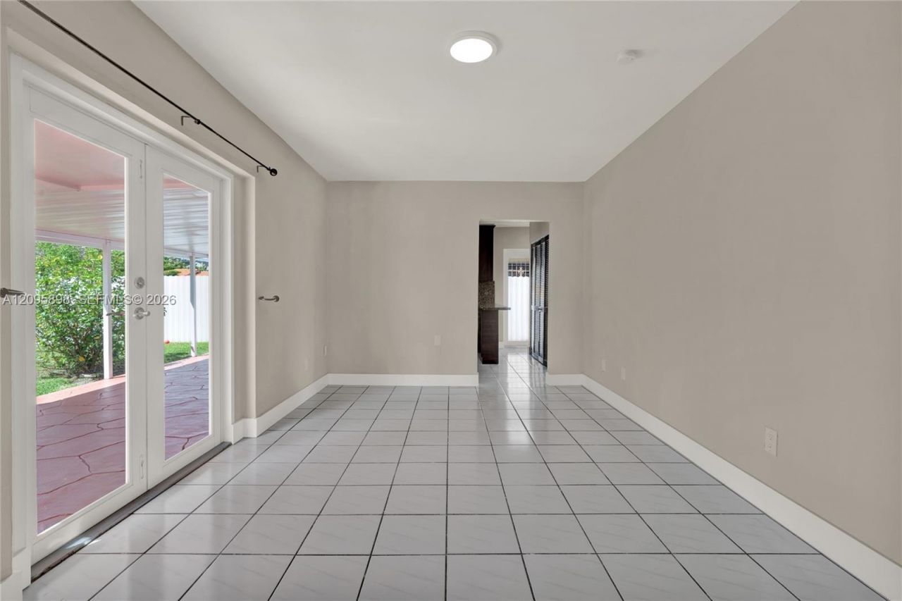2610 SW 108th Ave , Miami, FL 33165 Photo