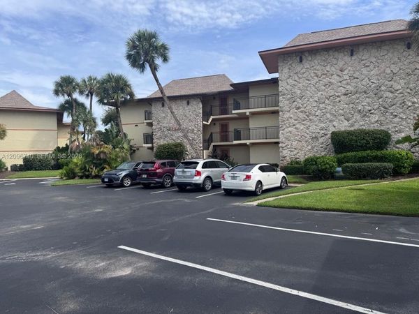 2400 S Ocean Dr, Unit 1016, Fort Pierce, FL 34949