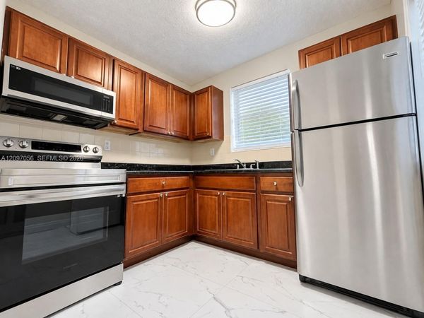 616 SW 14th Ave , Unit 205, Fort Lauderdale, FL 33312