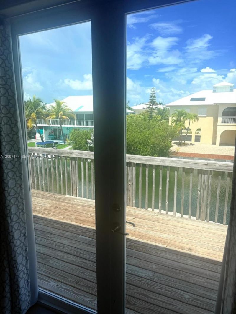 17287 Cayman Dr , Unit 17287, Sugarloaf, FL 33042 Photo