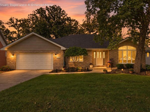5350 Mount Drive, Schererville, IN 46375