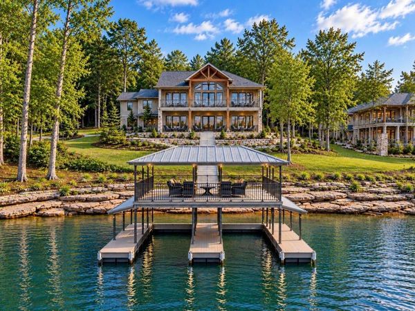 1867 STONEY POINT Rd, Double Springs, AL 35553