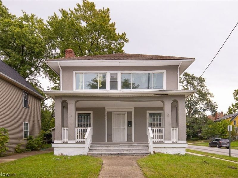 1089 Lakeview Road, Cleveland, OH 44108 Photo 3