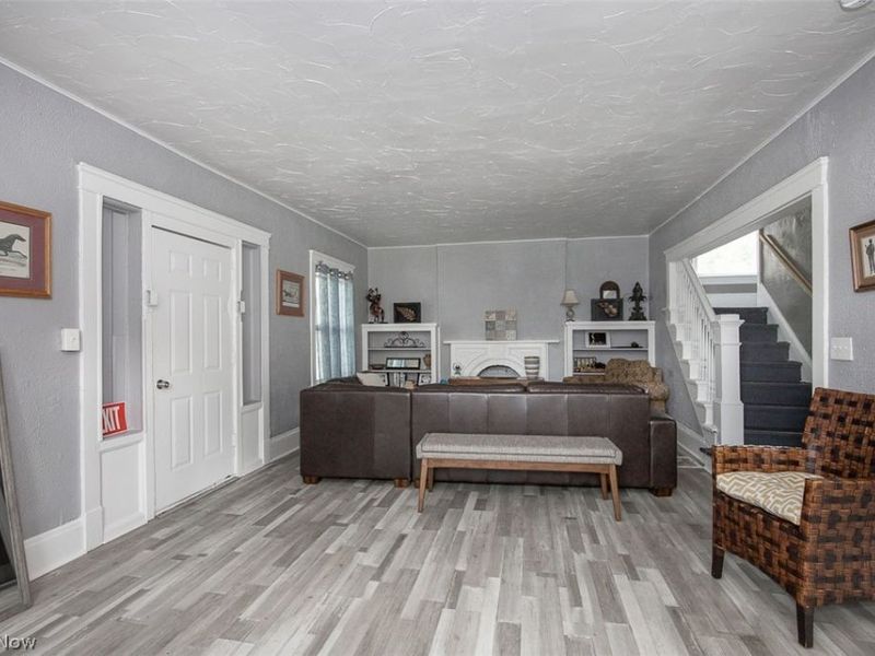 1089 Lakeview Road, Cleveland, OH 44108 Photo 8