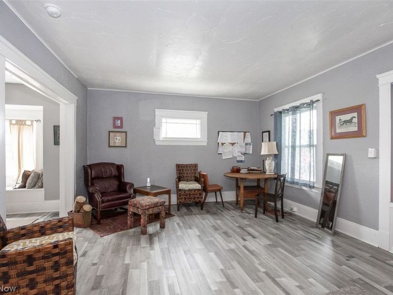 1089 Lakeview Road, Cleveland, OH 44108 Photo 9