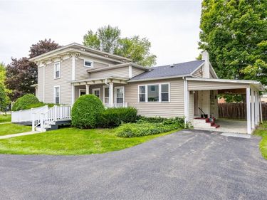 105 E Steuben Street , Bath, NY 14810