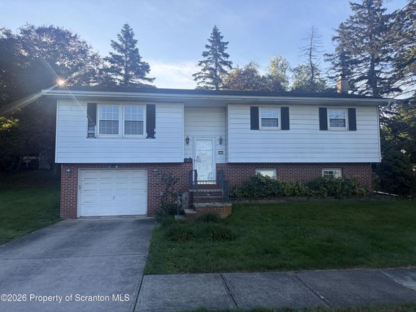 102 Seymour Avenue , Scranton, PA 18505