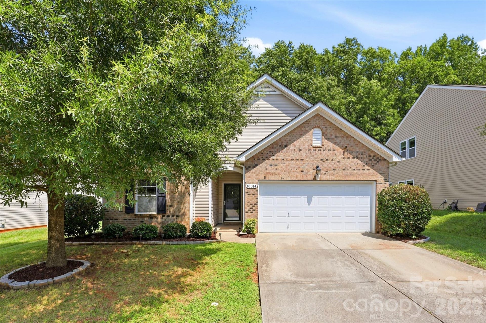 10014 Goose Landing Drive , Charlotte, NC 28269 Main Photo
