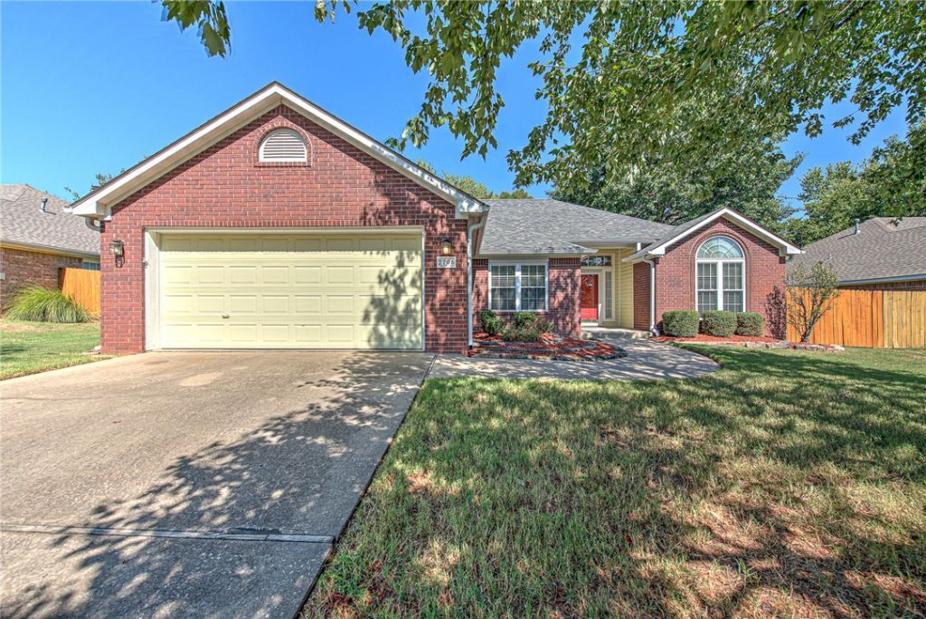 2706 Amberwood Street, Springdale, AR 72762 Main Photo