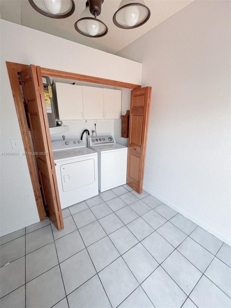 14512 SW 96th Ter , Miami, FL 33186 Photo