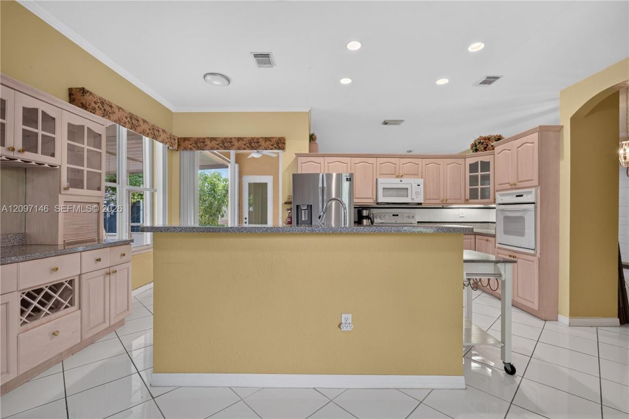 14639 SW 159th Pl, Miami, FL 33196 Photo