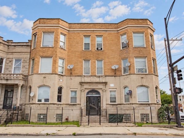 4400 W Jackson Boulevard , Chicago, IL 60624