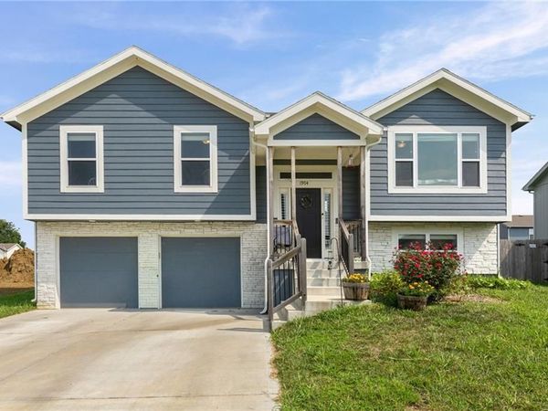 1904 Hawk View N/A, Harrisonville, MO 64701