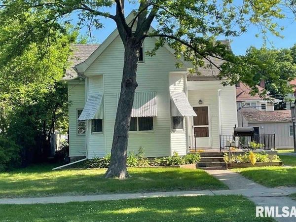 1511 W CALLENDER Avenue, Peoria, IL 61606