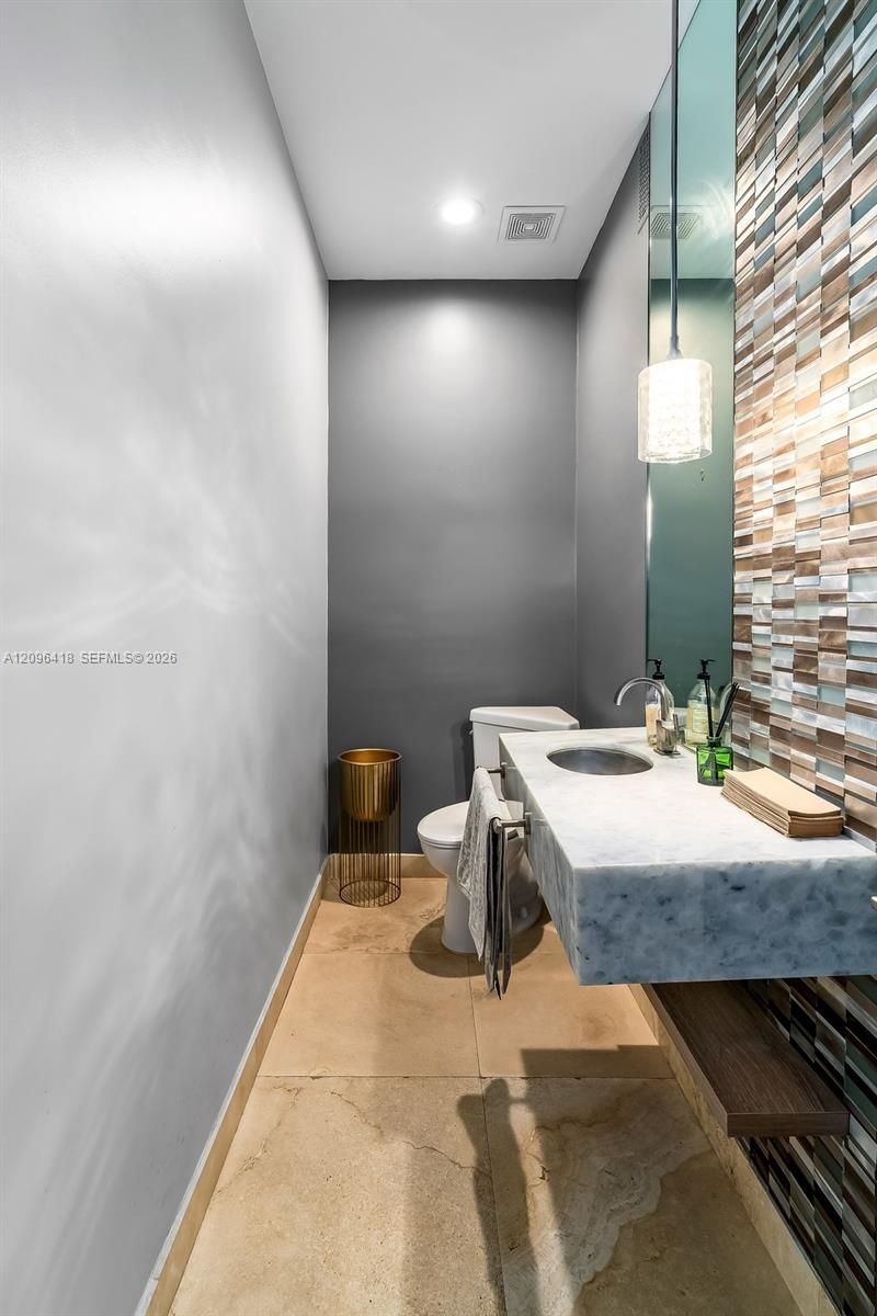 2709 NE 15th St , Fort Lauderdale, FL 33304 Photo