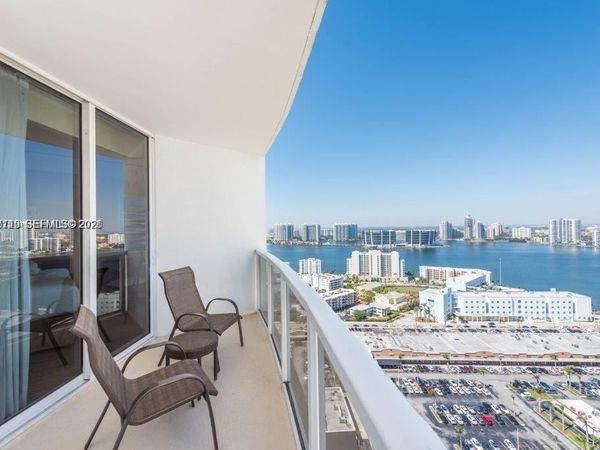 18001 Collins Ave , Unit 2504, Sunny Isles Beach, FL 33160