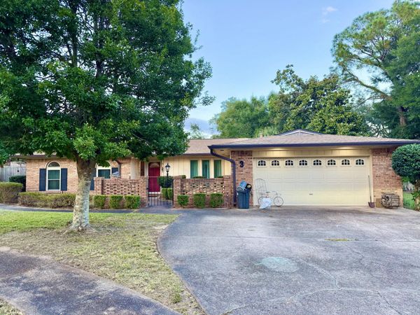 3 Ipswich Circle, Fort Walton Beach, FL 32547