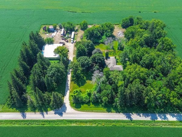 13726 230Th Street, Eldora, IA 50627