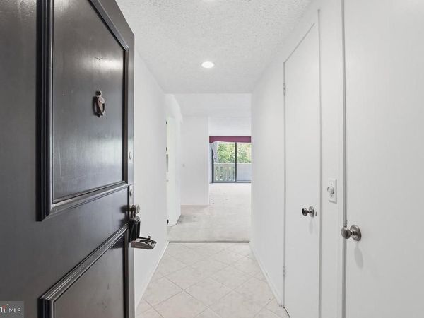 6101 EDSALL ROAD, Unit 502, ALEXANDRIA, VA 22304