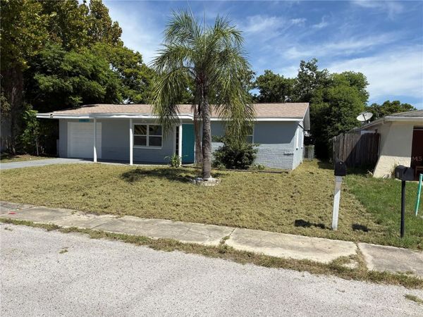 7325 IVANHOE DRIVE , PORT RICHEY, FL 34668
