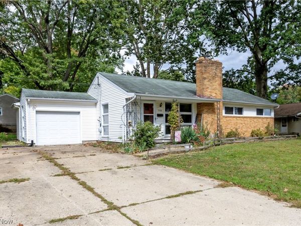 2106 Friar Tuck Circle , Wooster, OH 44691