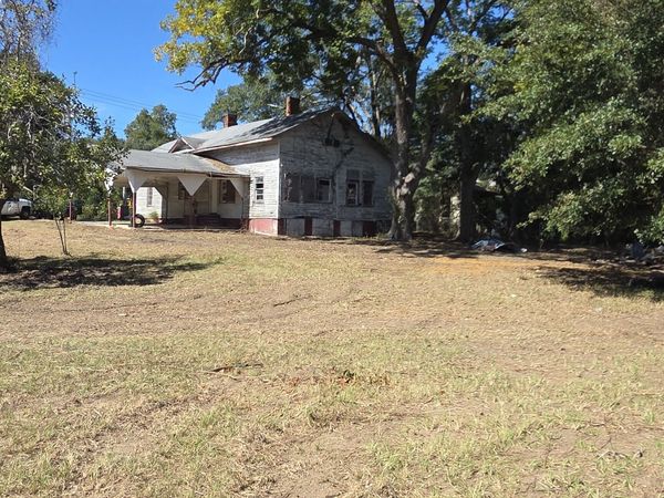 645 Main Street, Eastman, GA 31023
