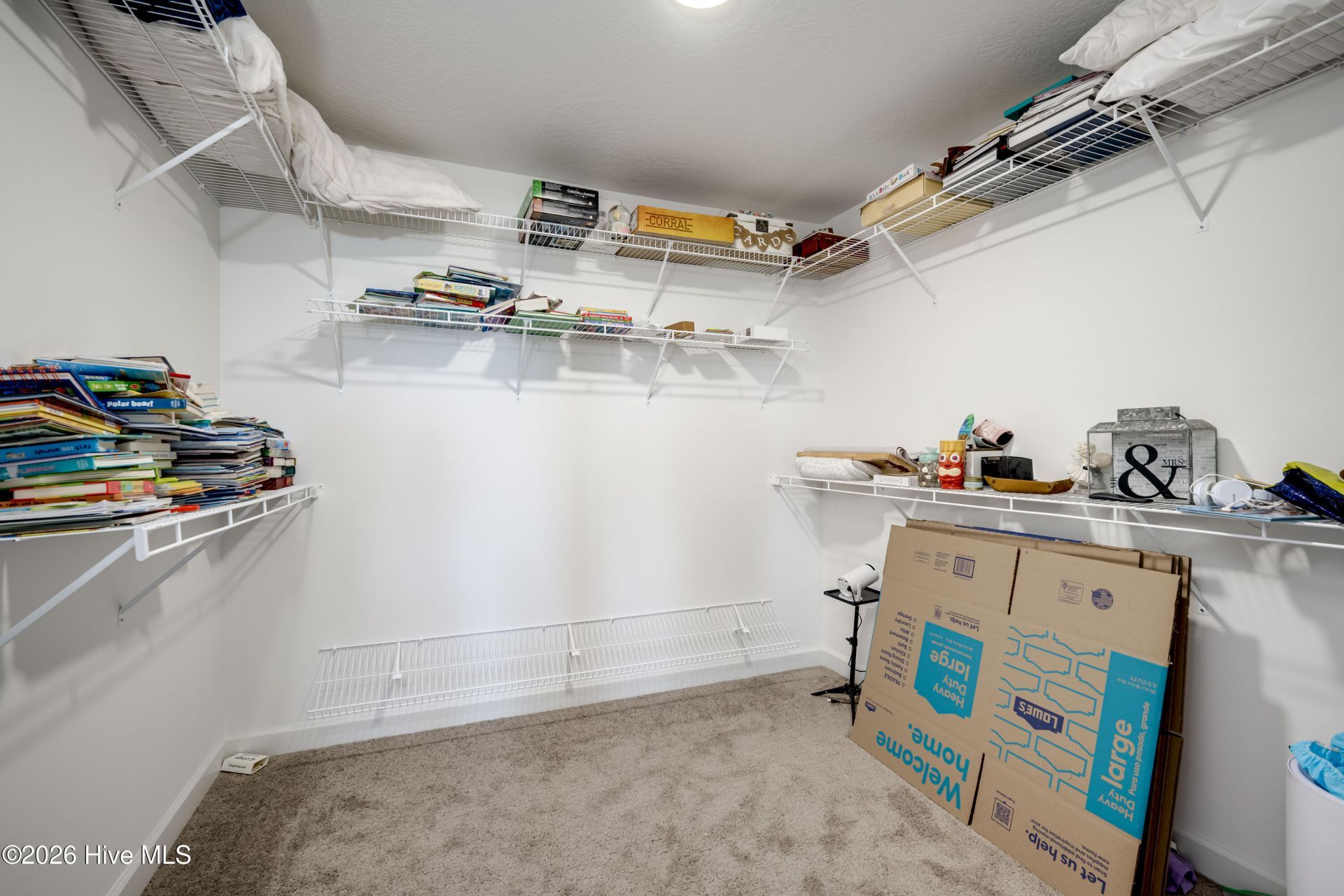 1089 Archard Street Photo 20