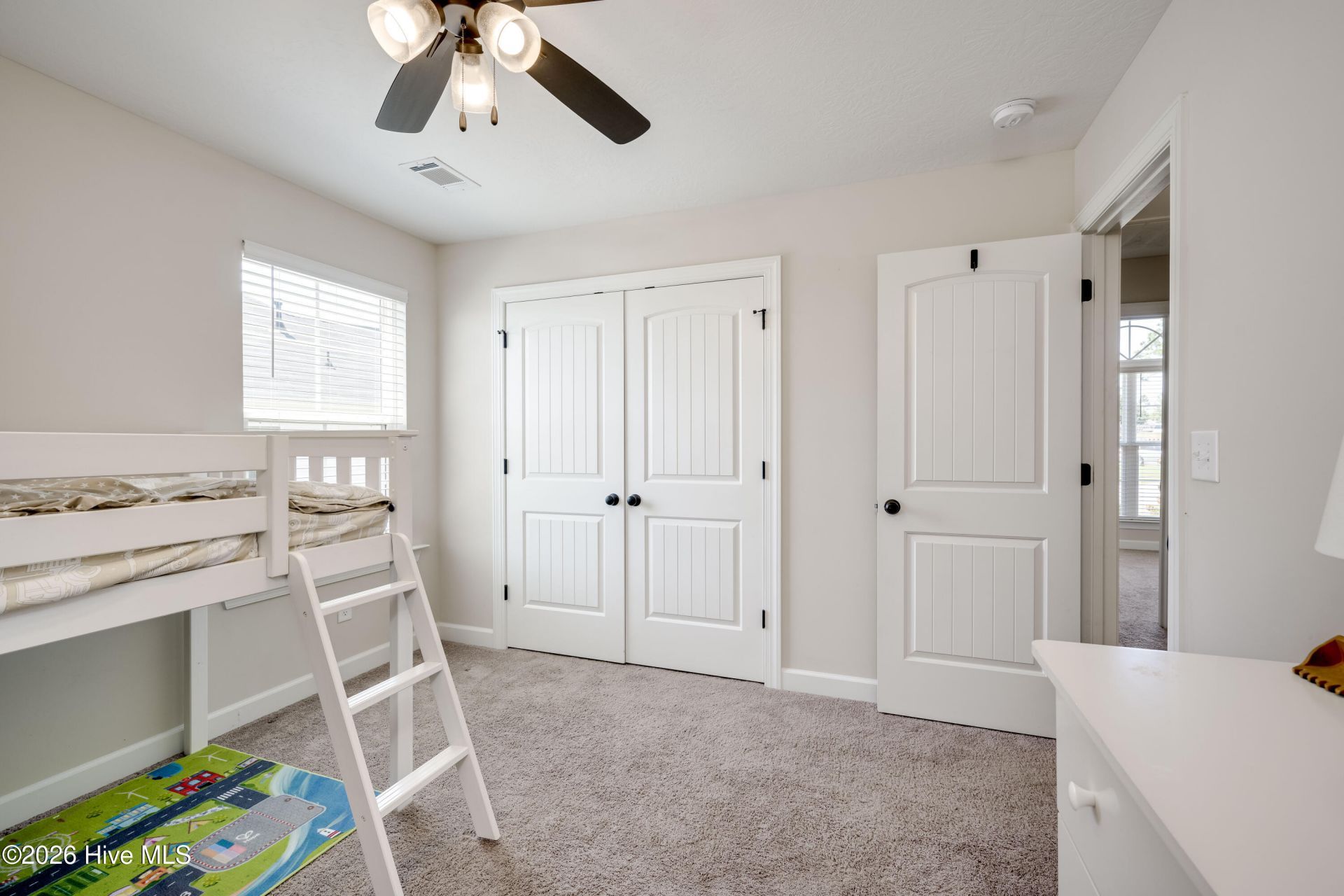 1089 Archard Street Photo 24