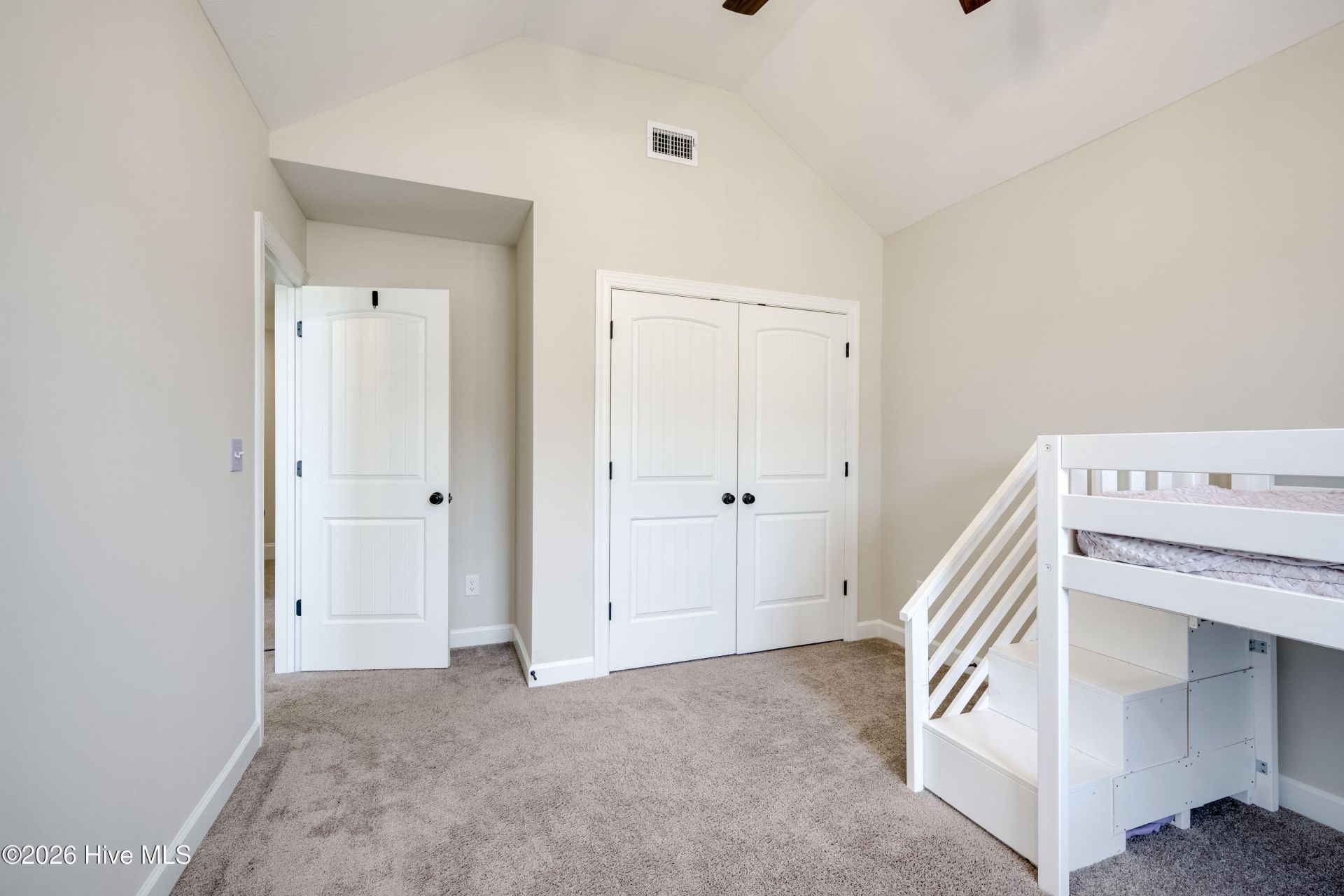 1089 Archard Street Photo 27