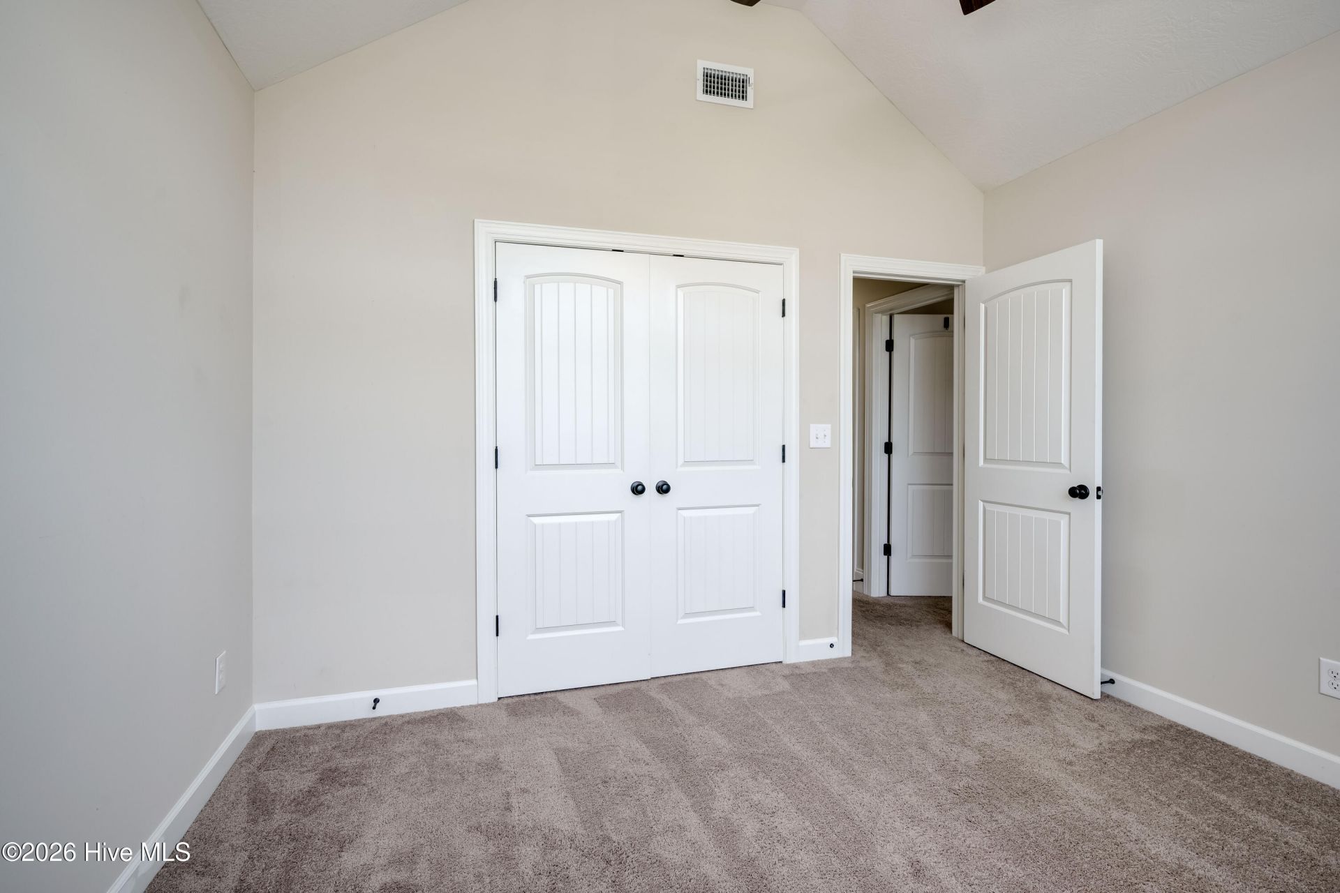 1089 Archard Street Photo 30