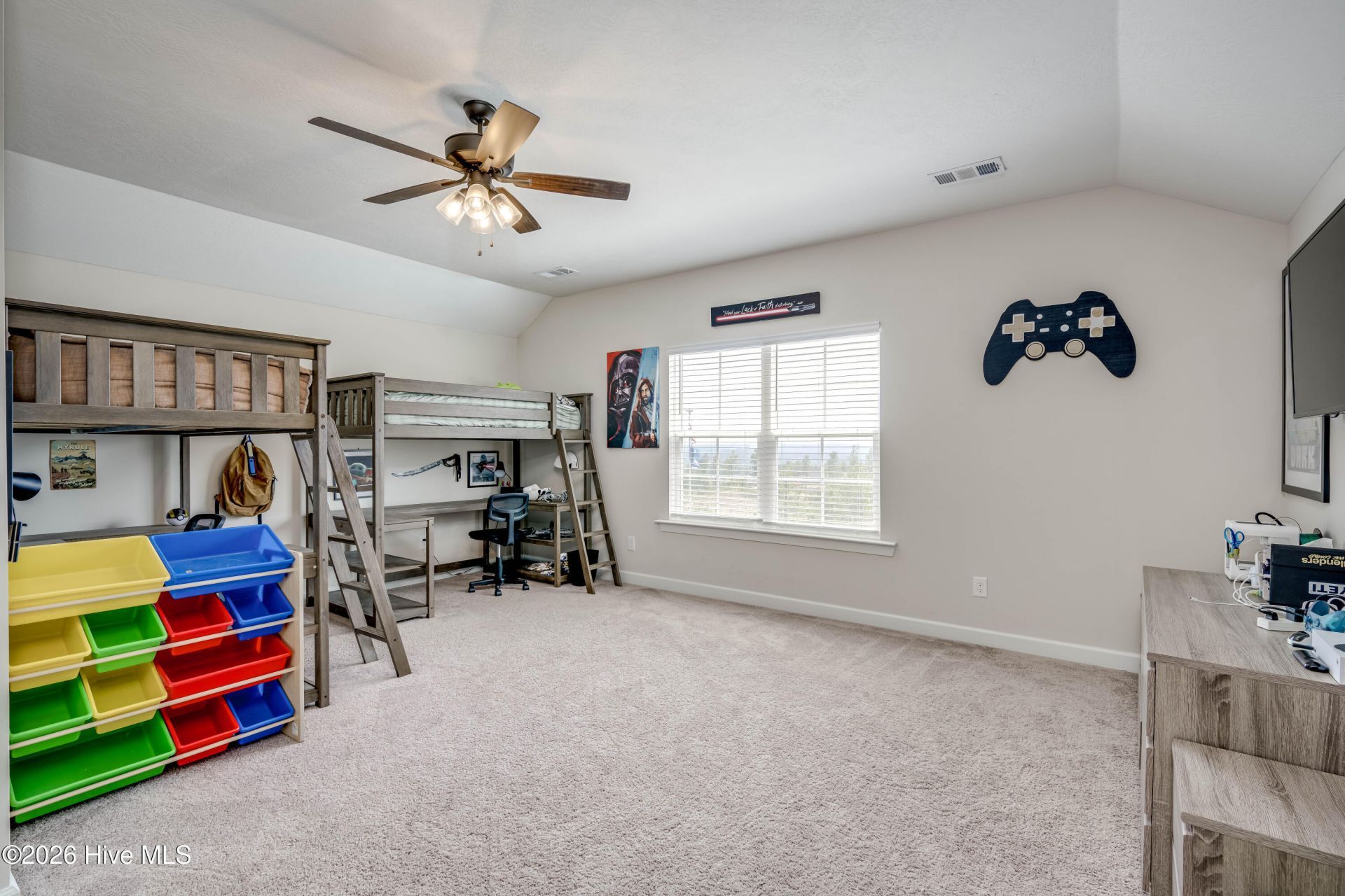 1089 Archard Street Photo 33
