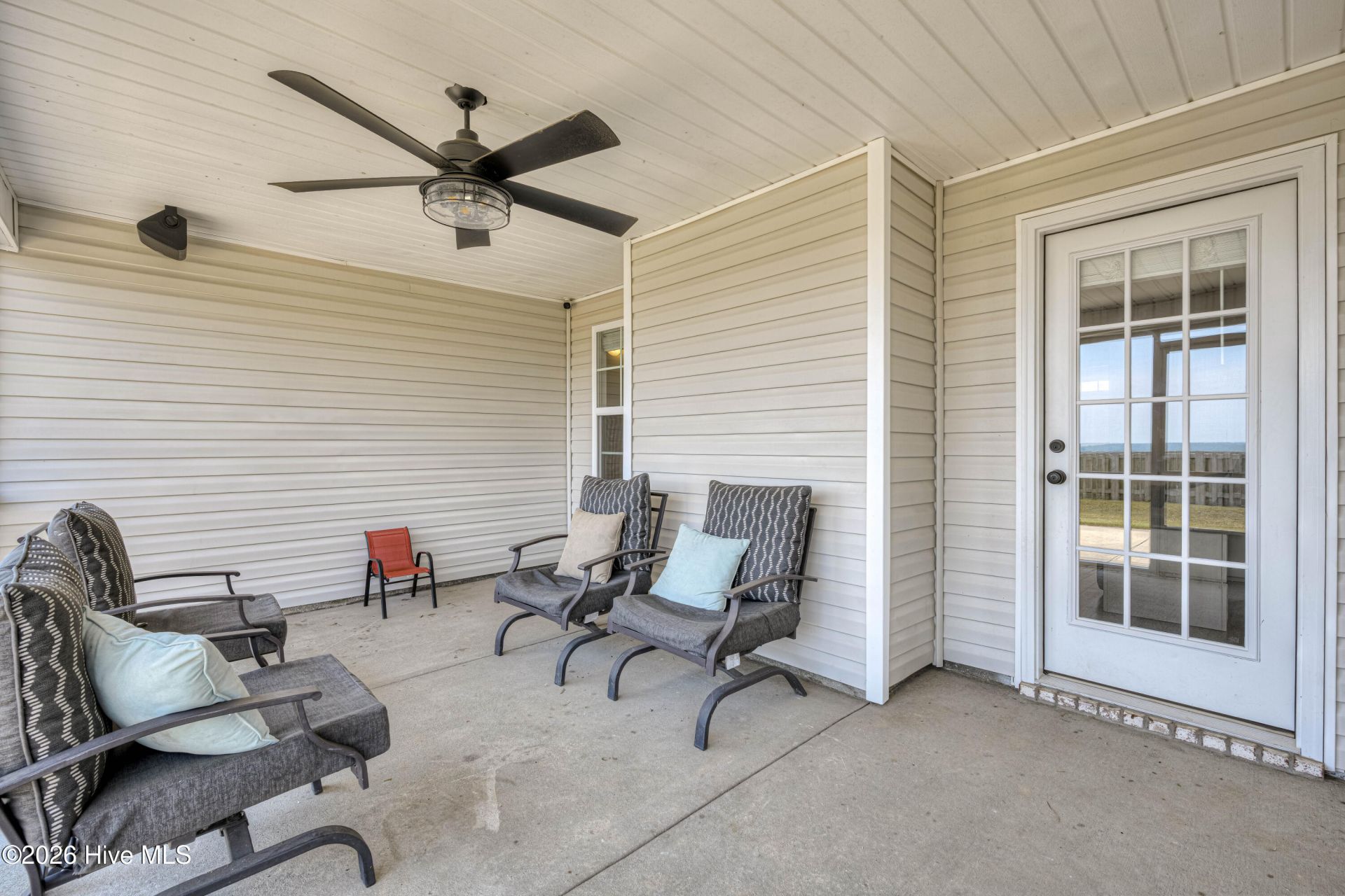 1089 Archard Street Photo 38