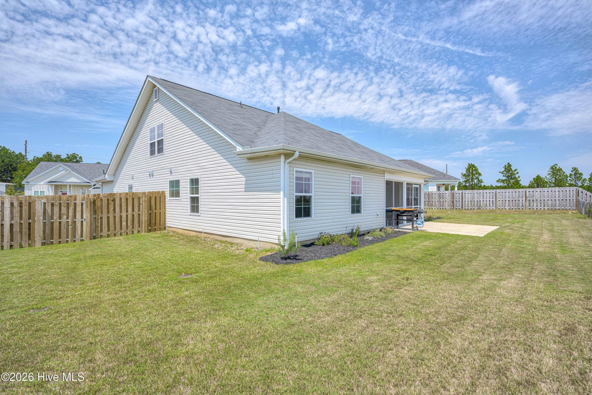 1089 Archard Street Photo 42