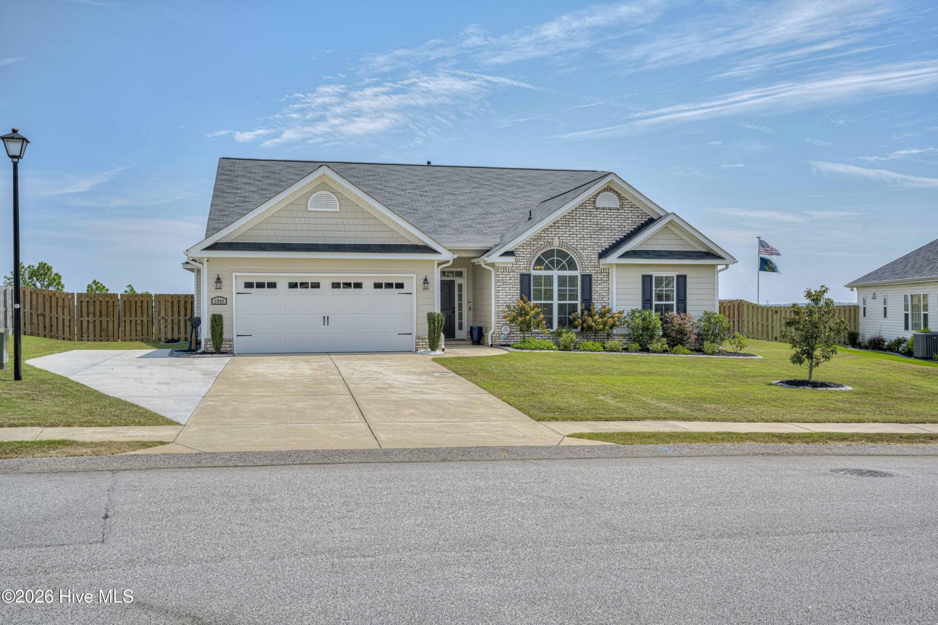 1089 Archard Street Photo 45