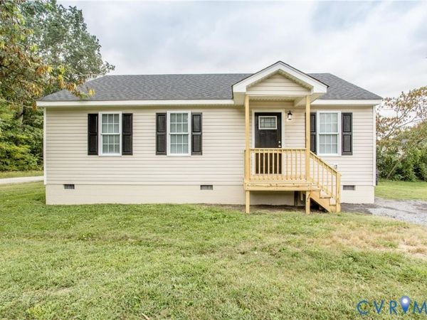 900 Cedar Street , Hopewell, VA 23860