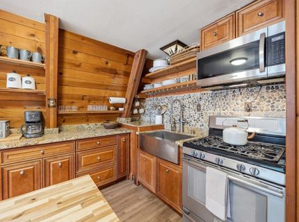 51870 Tamarack Crescent, Soda Springs, CA 95728 Photo