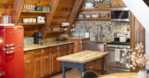 51870 Tamarack Crescent, Soda Springs, CA 95728 Photo