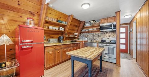 51870 Tamarack Crescent, Soda Springs, CA 95728 Photo