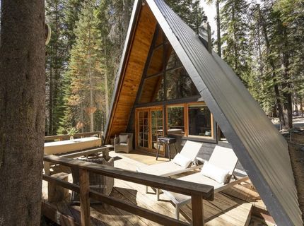 51870 Tamarack Crescent, Soda Springs, CA 95728 Photo
