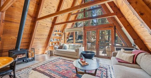 51870 Tamarack Crescent, Soda Springs, CA 95728 Photo