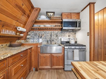 51870 Tamarack Crescent, Soda Springs, CA 95728 Photo