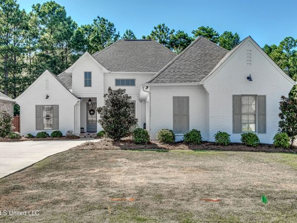 113 Long Leaf Way, Flowood, MS 39232