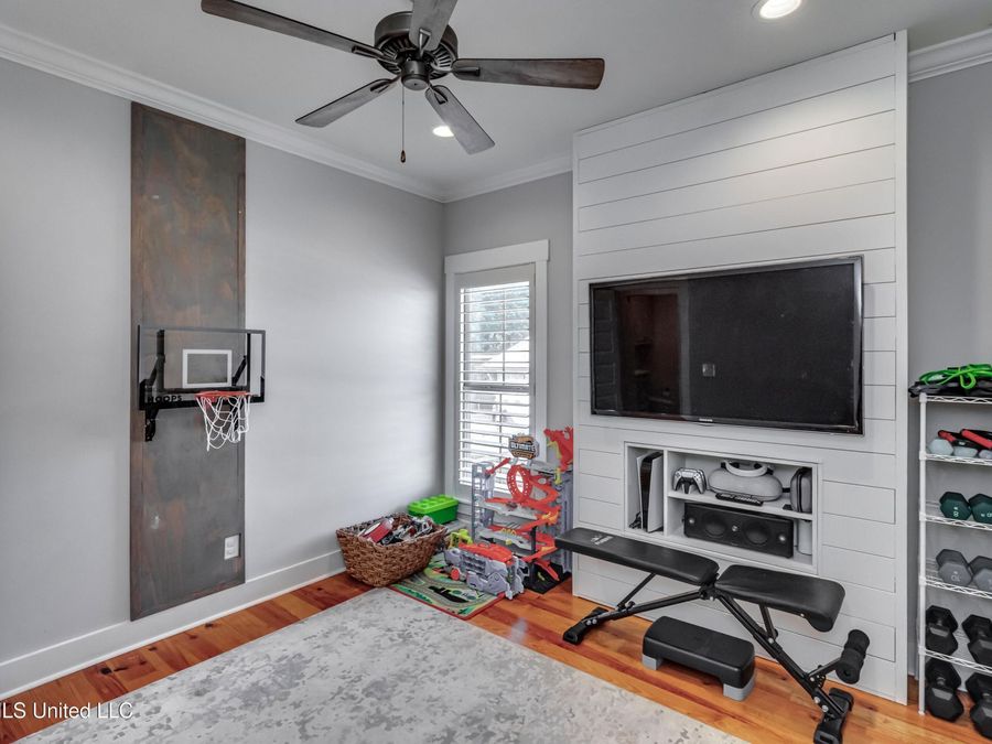 Property Image 36